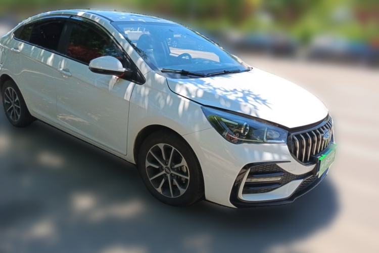 Used Chery Arrizo 5 2024 Edition People's Benefit Version 1.5L CVT Fashion Model Front Right 45 Deg