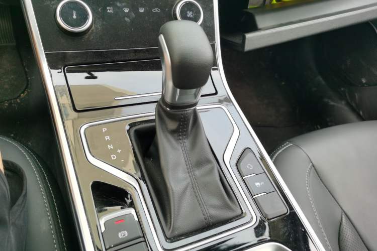 Used Chery Arrizo 5 2024 1.5L CVT Style Version Gear Lever