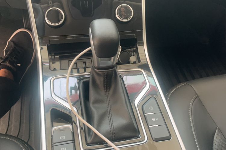 Used Chery Arrizo 5 2024 Edition People's Benefit Version 1.5L CVT Fashion Model Gear Lever