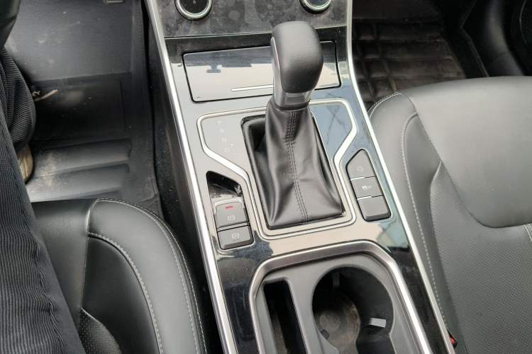 Used Chery Arrizo 5 2024 1.5L CVT Style Version Gear Lever