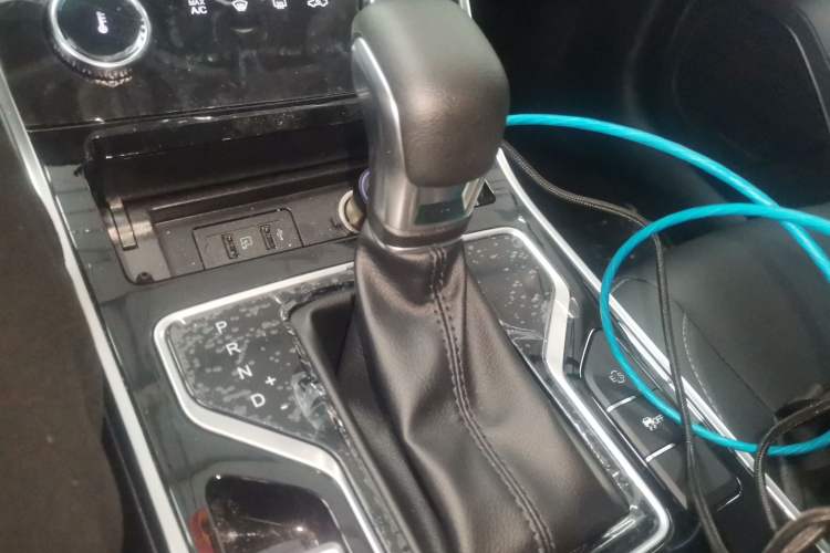 Used Chery Arrizo 5 2024 Edition People's Benefit Version 1.5L CVT Fashion Model Gear Lever