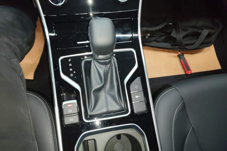 Used Chery Arrizo 5 2024 1.5L CVT Style Version Gear Lever