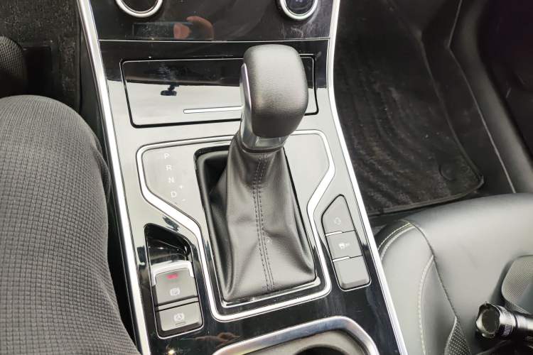 Used Chery Arrizo 5 2024 1.5L CVT Style Version Gear Lever
