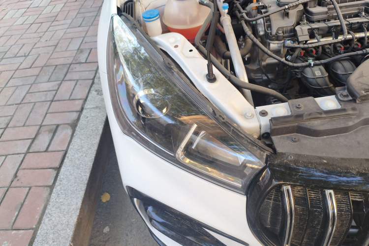 Used Chery Arrizo 5 2024 Edition People's Benefit Version 1.5L CVT Fashion Model Right Front Headlight