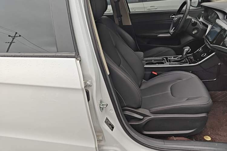 Used Chery Arrizo 5 2024 Edition People's Benefit Version 1.5L CVT Fashion Model Right Front Seat