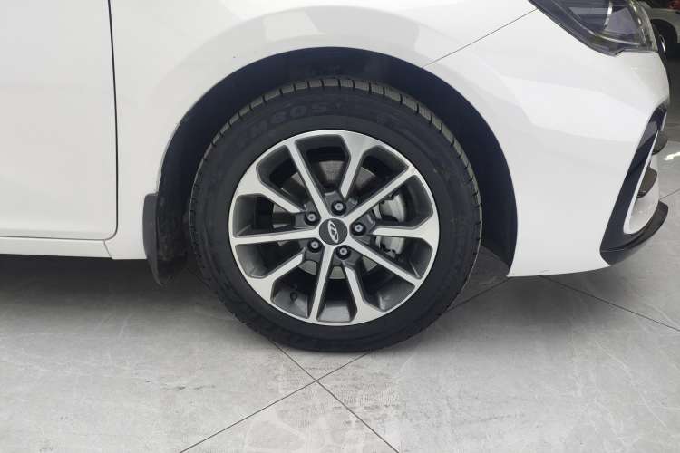 Used Chery Arrizo 5 2024 1.5L CVT Style Version Right Front Wheel Hub
