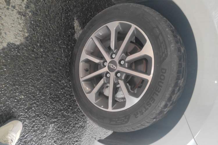 Used Chery Arrizo 5 2024 1.5L Manual Fashion Edition Right Front Wheel Hub
