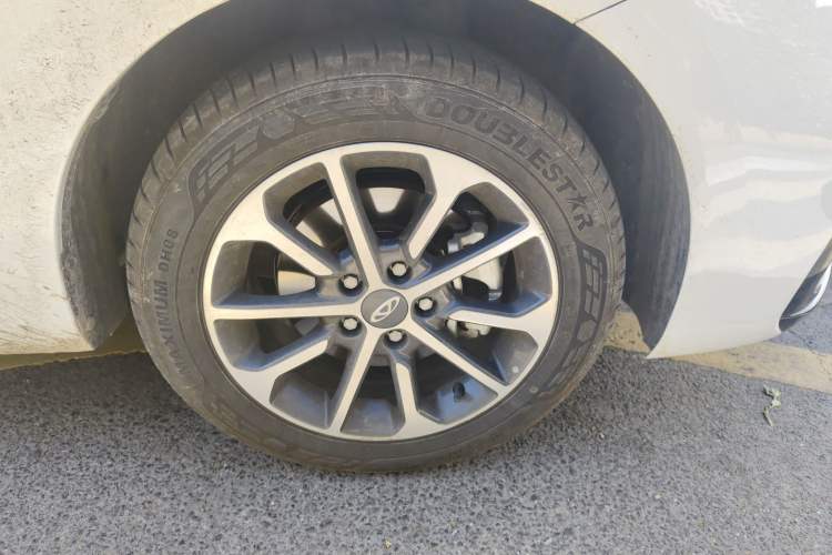 Used Chery Arrizo 5 2024 1.5L CVT Style Version Right Front Wheel Hub