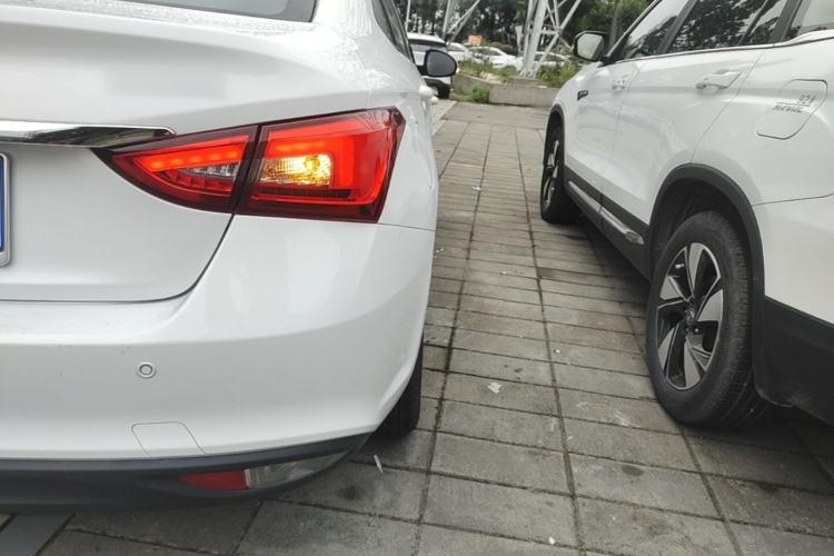 Used Chery Arrizo 5 2024 Edition People's Benefit Version 1.5L Manual Fashion Model Right Rear Taillight
