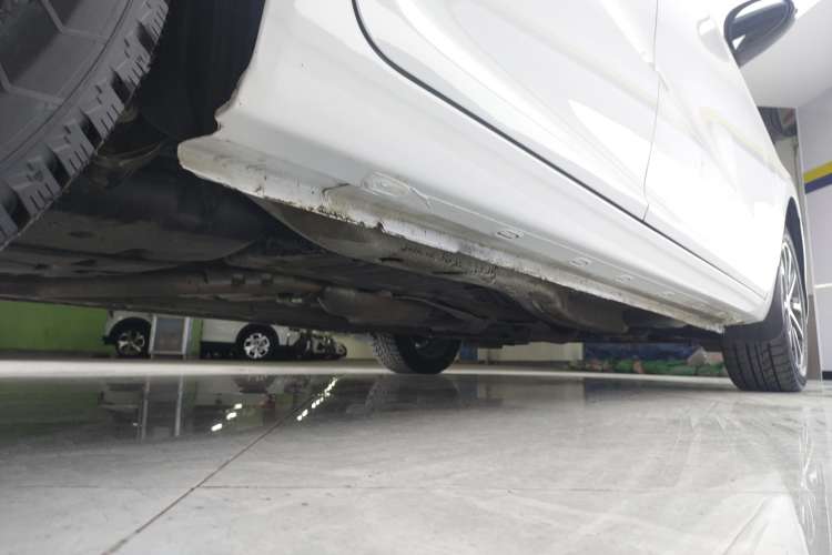 Used Chery Arrizo 5 2024 1.5L CVT Style Version Right Side Sill