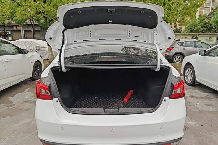Used Chery Arrizo 5 2024 Edition People's Benefit Version 1.5L CVT Fashion Model Trunk
