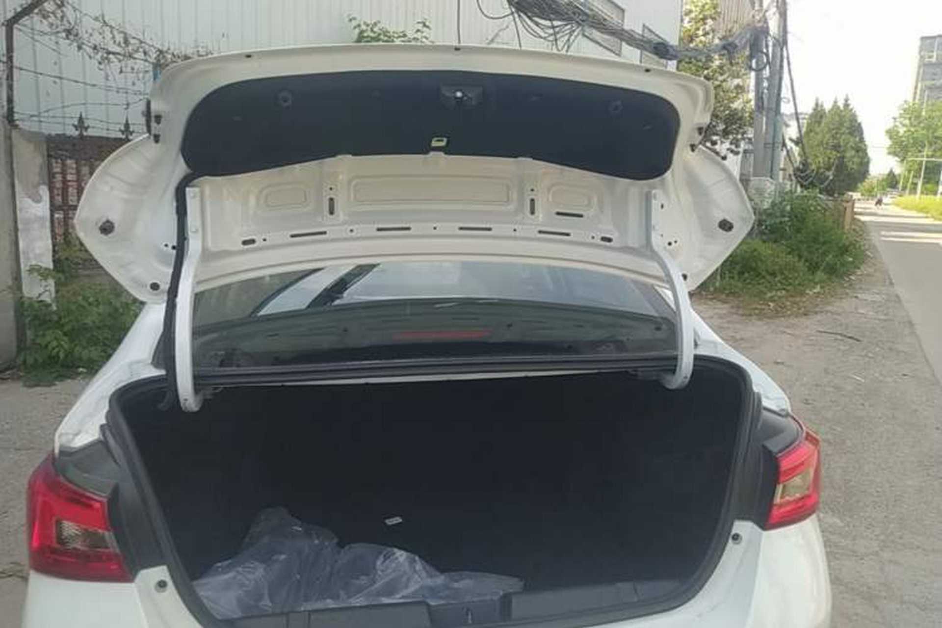 Used Chery Arrizo 5 2024 Edition People's Benefit Version 1.5L Manual Fashion Model Trunk