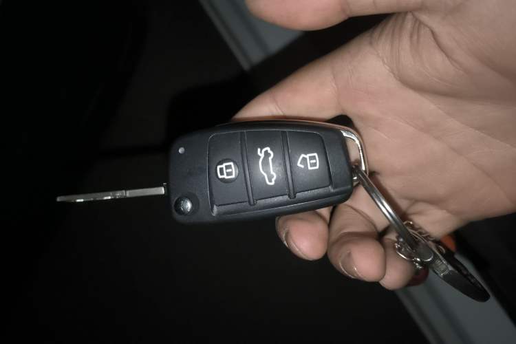 Used Chery Arrizo 5 2024 Edition People's Benefit Version 1.5L Manual Fashion Model Vehicle Key