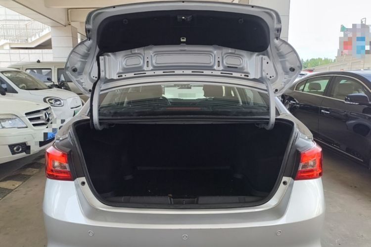 Used Chery Arrizo 5 2025 Excellence Version 1.5L CVT Fashionable Edition Trunk