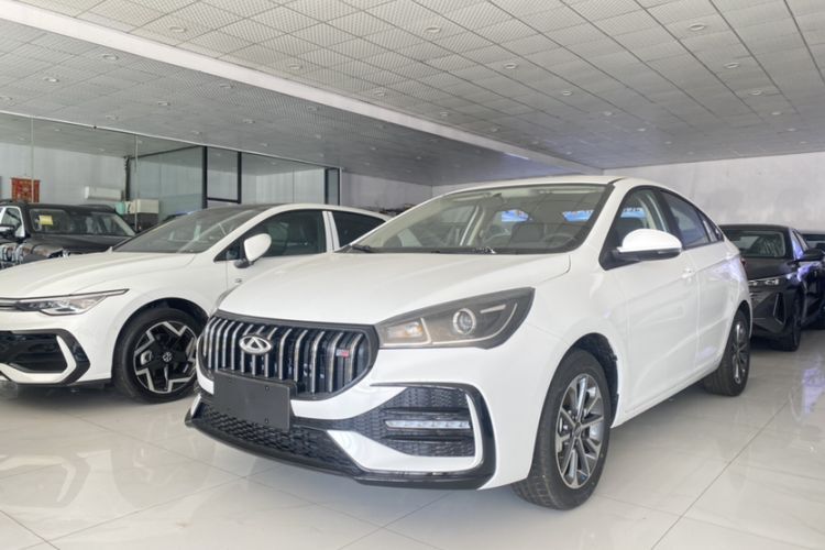 Chery Arrizo 5 2025 Excellence Version 1.5L Manual Fashion Edition usata Guazi used car, China used car export, Used car for sale, Used cars, Cheapest cars for sale
