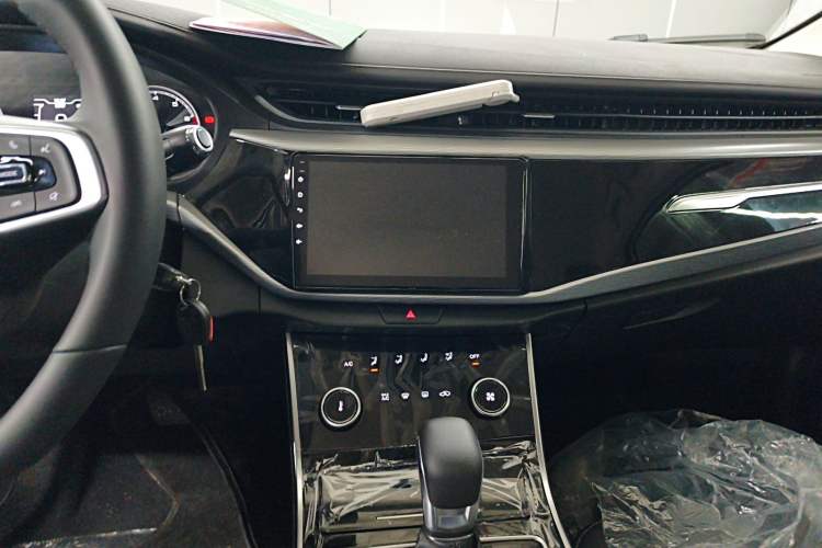 Used Chery Arrizo 5 2025 Excellence Version 1.5L CVT Fashionable Edition Audio And AC Panel