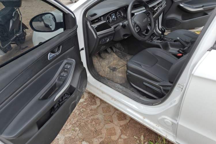 Used Chery Arrizo 5 2025 Excellence Version 1.5L Manual Fashion Edition Driver Seat