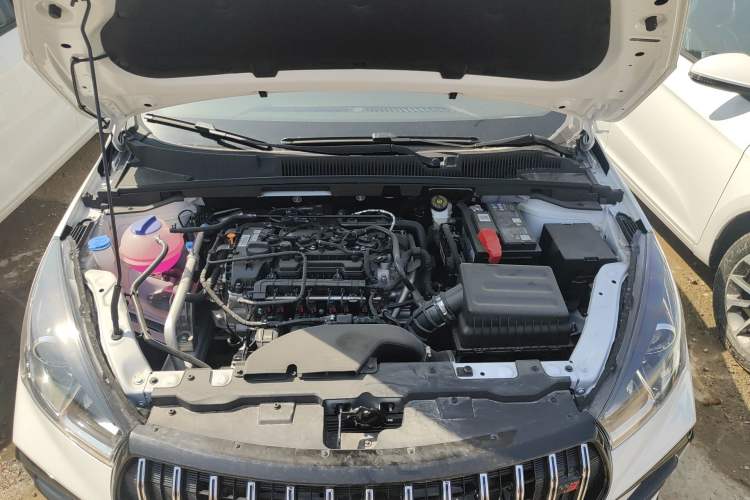 Used Chery Arrizo 5 2025 Excellence Version 1.5L Manual Fashion Edition Engine Bay