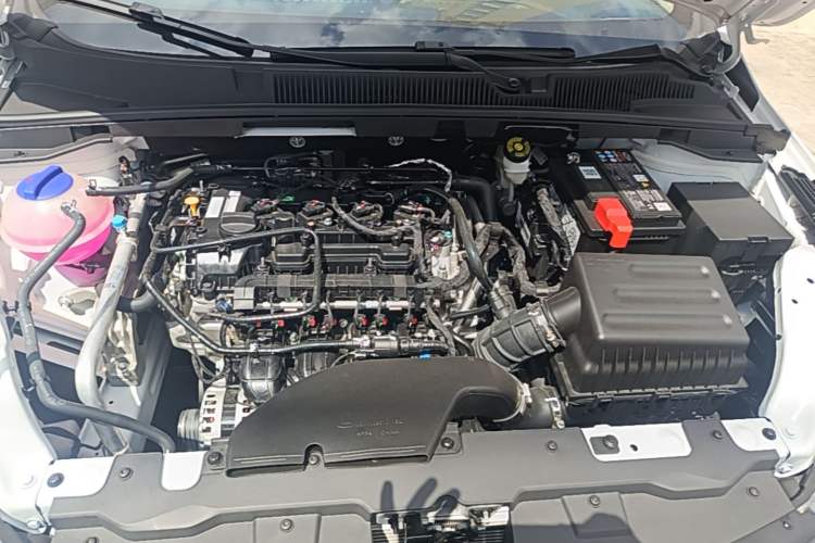 Used Chery Arrizo 5 2025 Excellence Version 1.5L Manual Fashion Edition Engine Bay