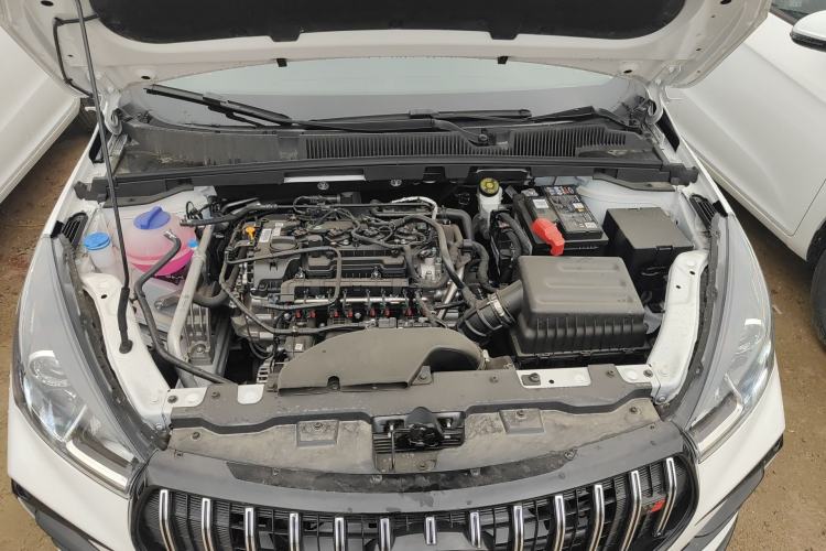 Used Chery Arrizo 5 2025 Excellence Version 1.5L Manual Fashion Edition Engine Bay