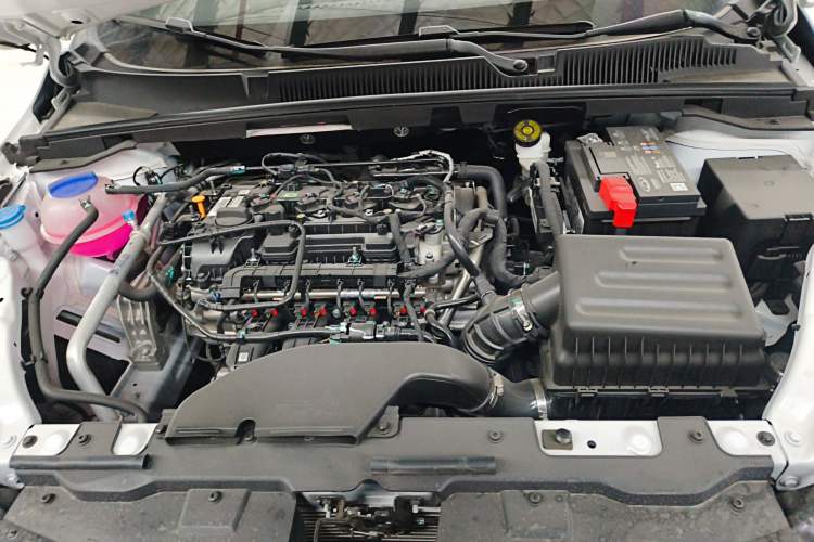 Used Chery Arrizo 5 2025 Excellence Version 1.5L CVT Fashionable Edition Engine Bay
