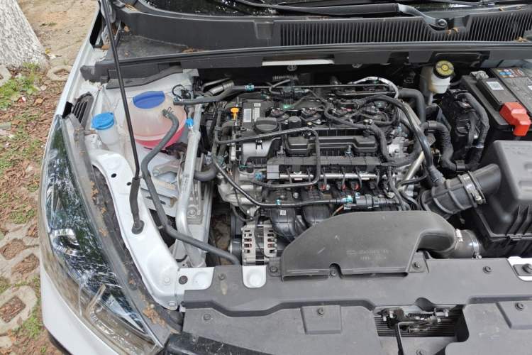 Used Chery Arrizo 5 2025 Excellence Version 1.5L Manual Fashion Edition Engine Bay Right