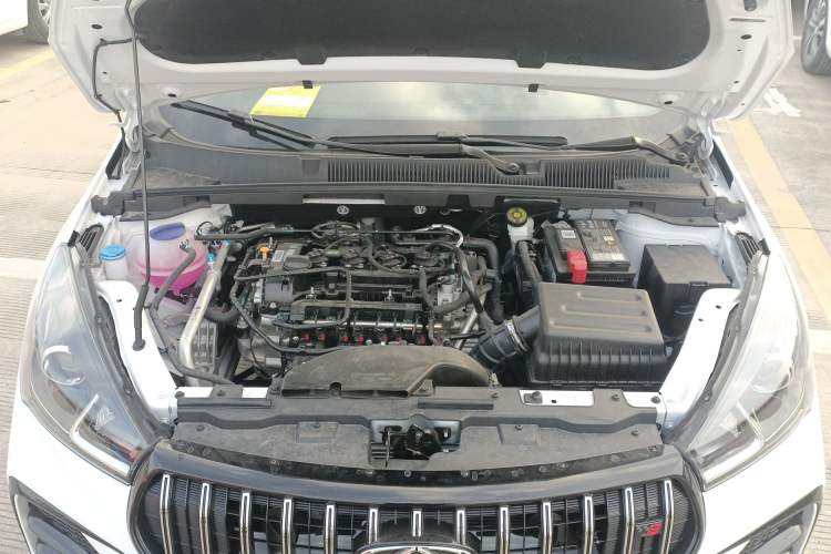 Used Chery Arrizo 5 2025 Excellence Version 1.5L CVT Fashionable Edition Engine Bay