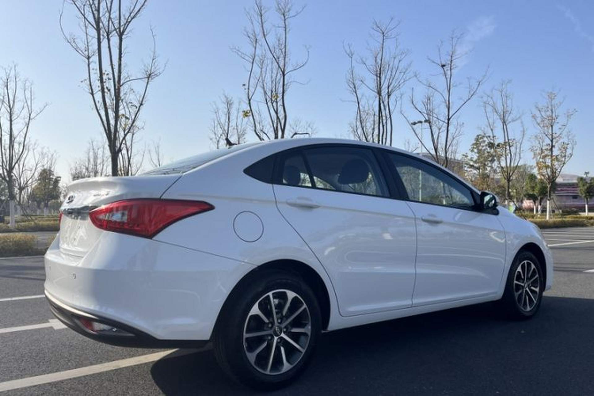Used Chery Arrizo 5 2025 Excellence Version 1.5L CVT Fashionable Edition Exterior 4