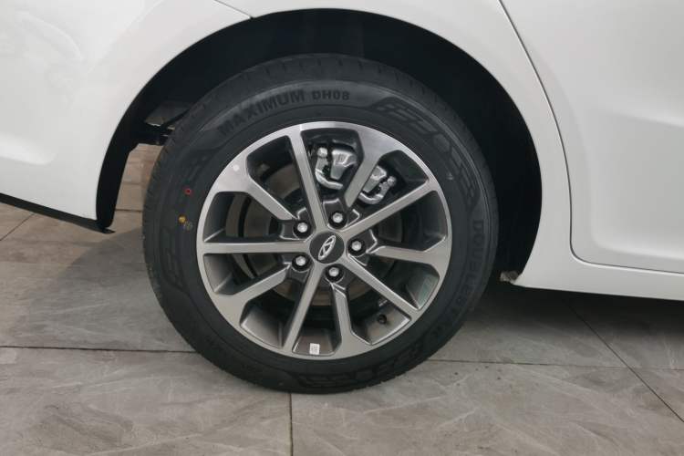 Used Chery Arrizo 5 2025 Excellence Version 1.5L CVT Fashionable Edition Exterior 5