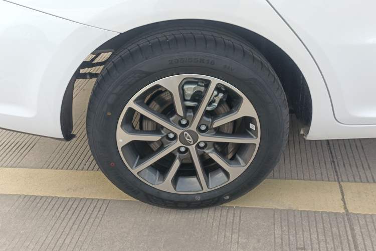 Used Chery Arrizo 5 2025 Excellence Version 1.5L CVT Fashionable Edition Exterior 8