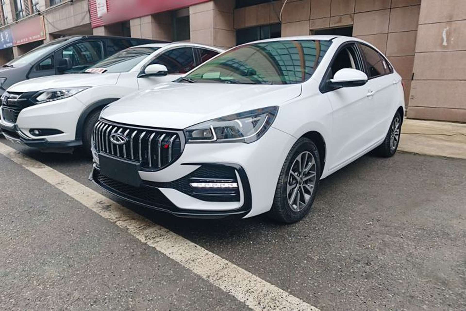 Used Chery Arrizo 5 2025 Excellence Version 1.5L CVT Fashionable Edition Front Left 45 Deg