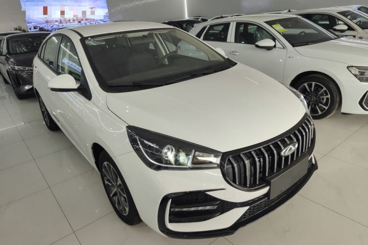 Used Chery Arrizo 5 2025 Excellence Version 1.5L Manual Fashion Edition Front Right 45 Deg
