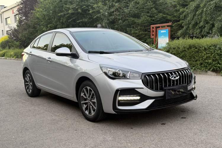 Used Chery Arrizo 5 2025 Excellence Version 1.5L Manual Fashion Edition Front Right 45 Deg