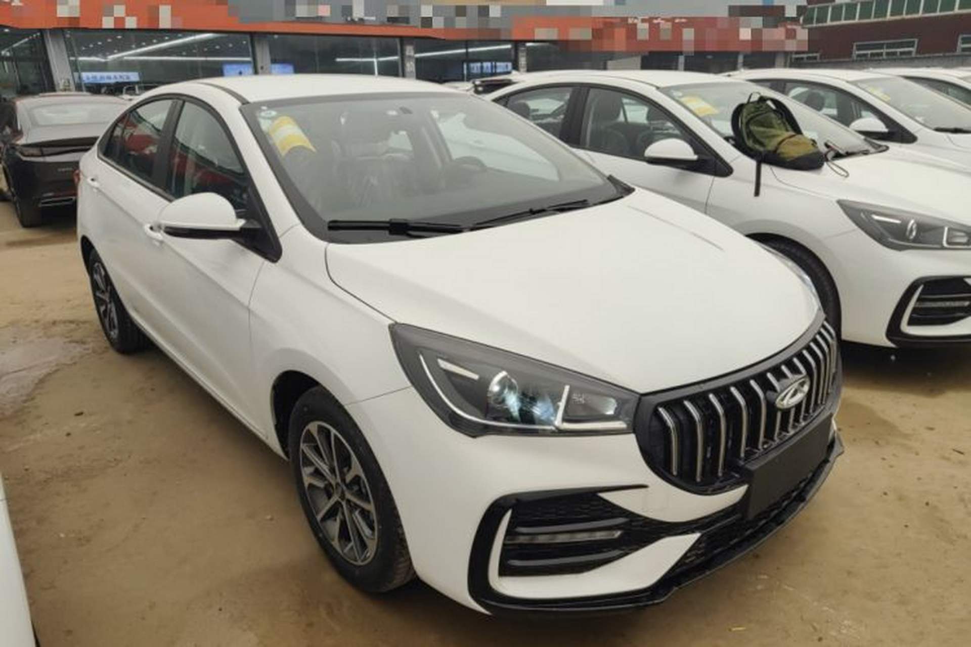 Used Chery Arrizo 5 2025 Excellence Version 1.5L Manual Fashion Edition Front Right 45 Deg