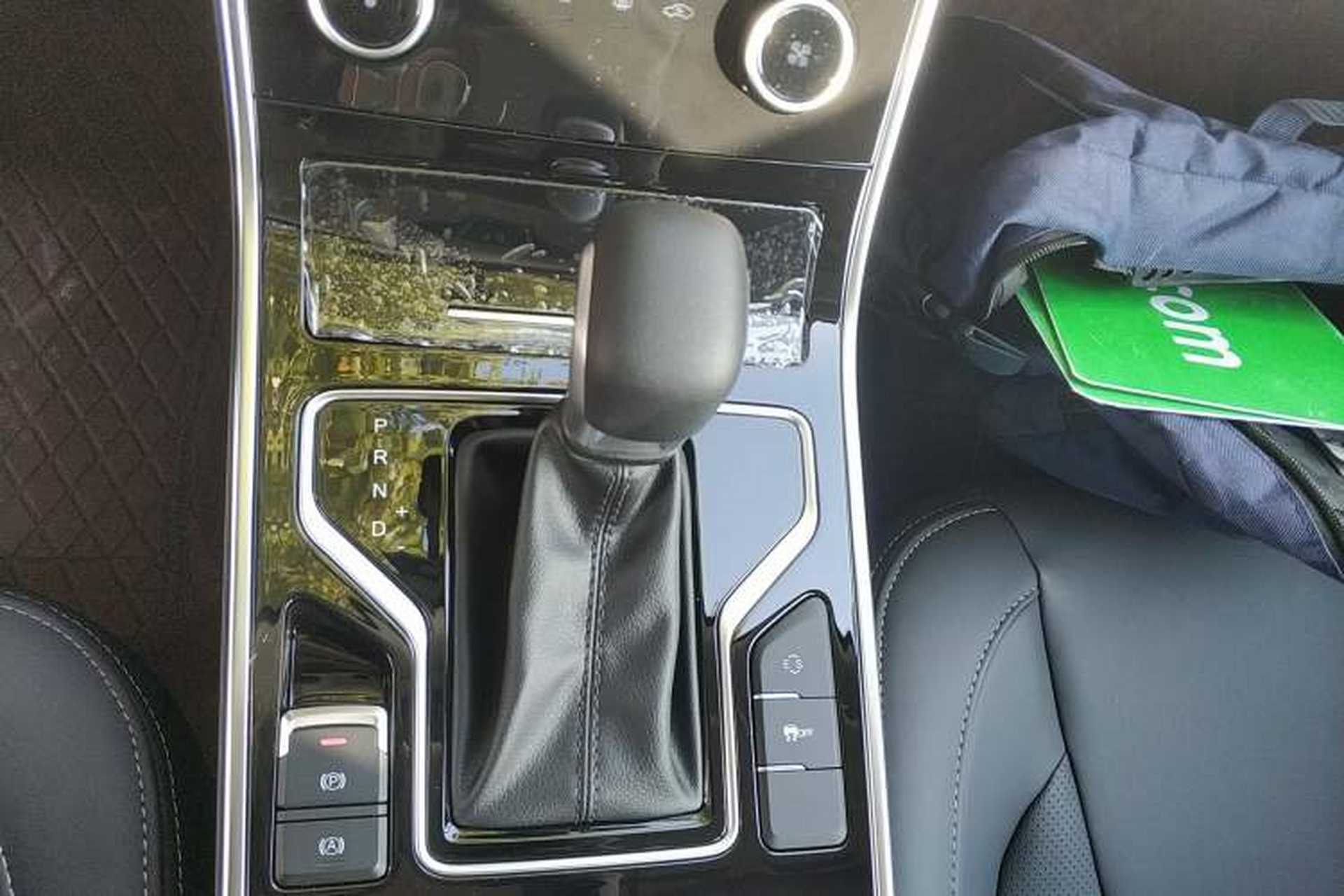 Used Chery Arrizo 5 2025 Excellence Version 1.5L CVT Fashionable Edition Gear Lever