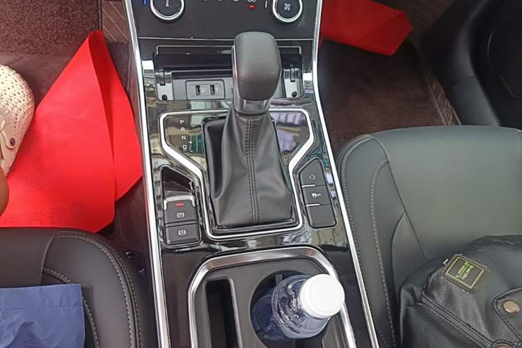 Used Chery Arrizo 5 2025 Excellence Version 1.5L CVT Fashionable Edition Gear Lever