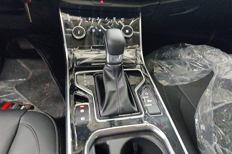 Used Chery Arrizo 5 2025 Excellence Version 1.5L CVT Fashionable Edition Gear Lever
