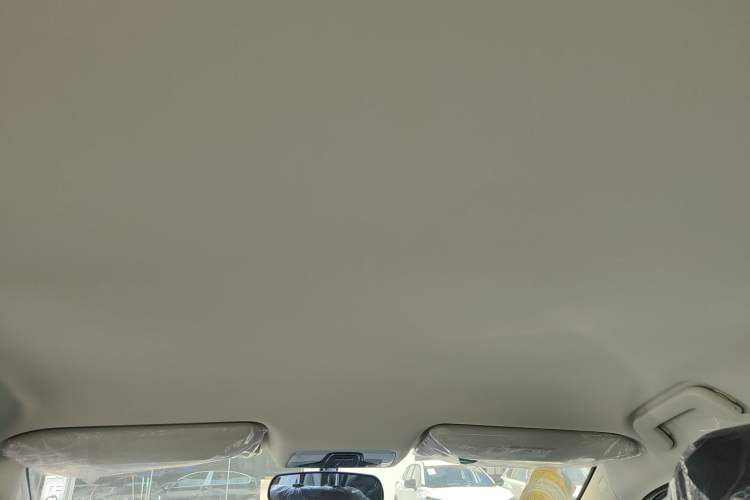 Used Chery Arrizo 5 2025 Excellence Version 1.5L Manual Fashion Edition Headliner