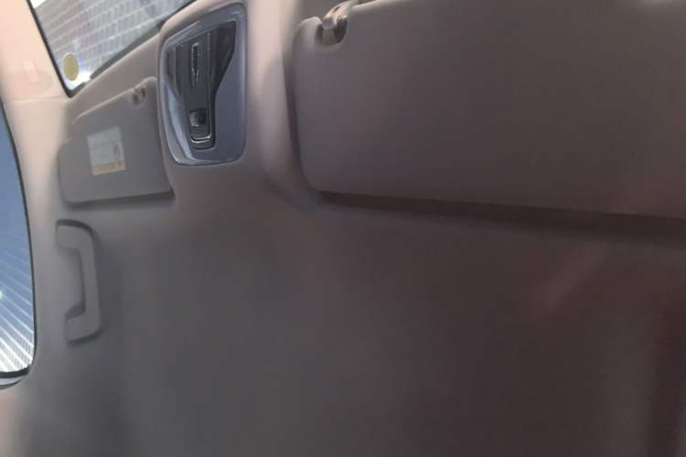 Used Chery Arrizo 5 2025 Excellence Version 1.5L Manual Fashion Edition Headliner