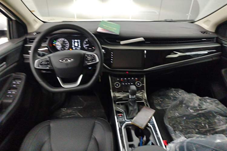 Used Chery Arrizo 5 2025 Excellence Version 1.5L CVT Fashionable Edition Interior 2