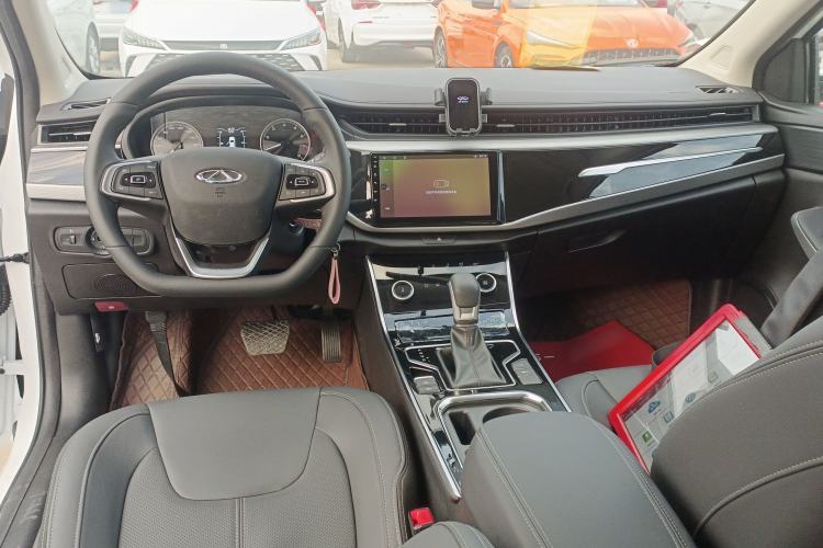 Used Chery Arrizo 5 2025 Excellence Version 1.5L CVT Fashionable Edition Interior 2