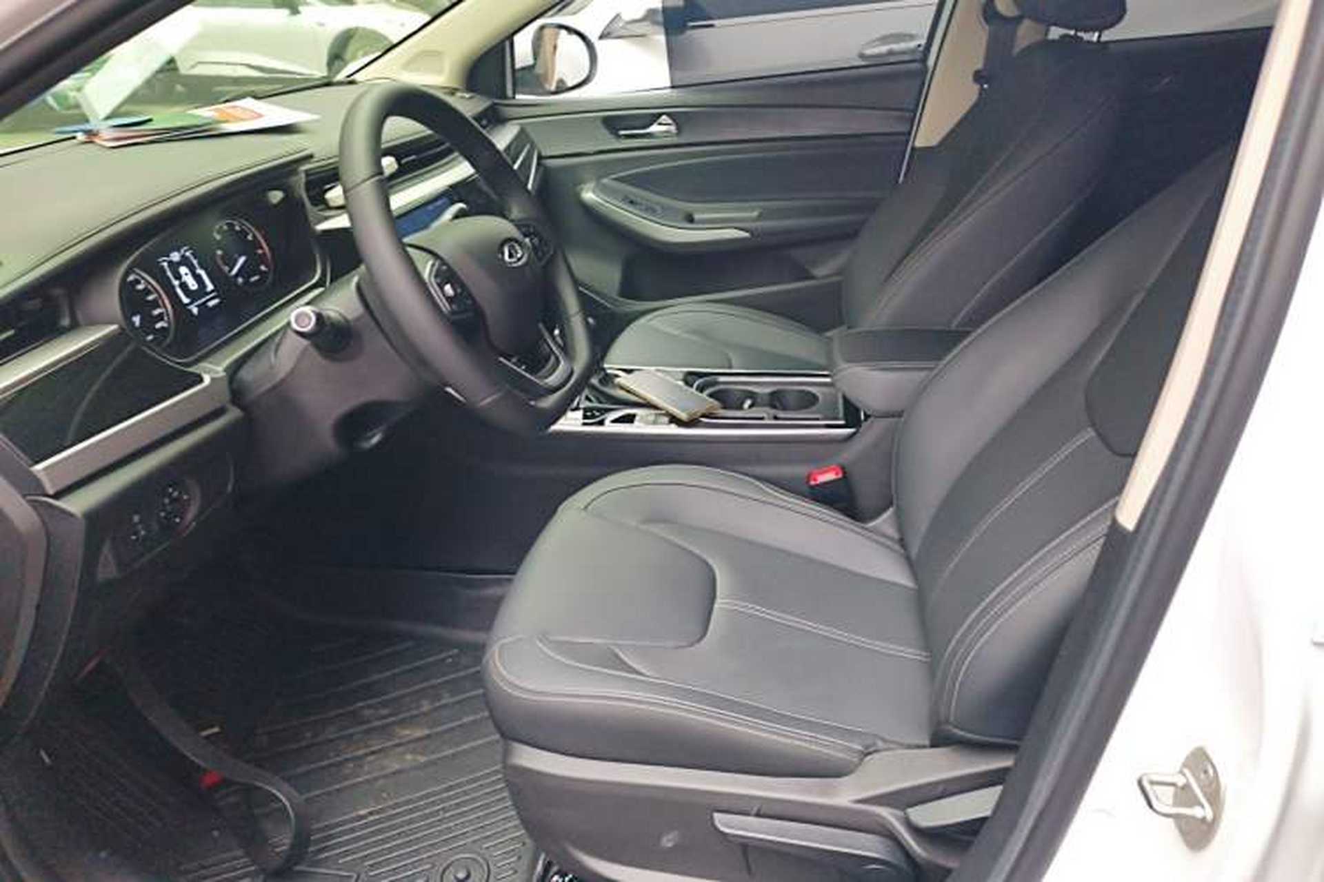 Used Chery Arrizo 5 2025 Excellence Version 1.5L CVT Fashionable Edition Left Front Seat
