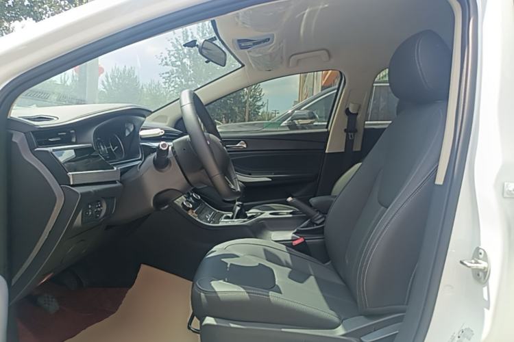 Used Chery Arrizo 5 2025 Excellence Version 1.5L Manual Fashion Edition Left Front Seat