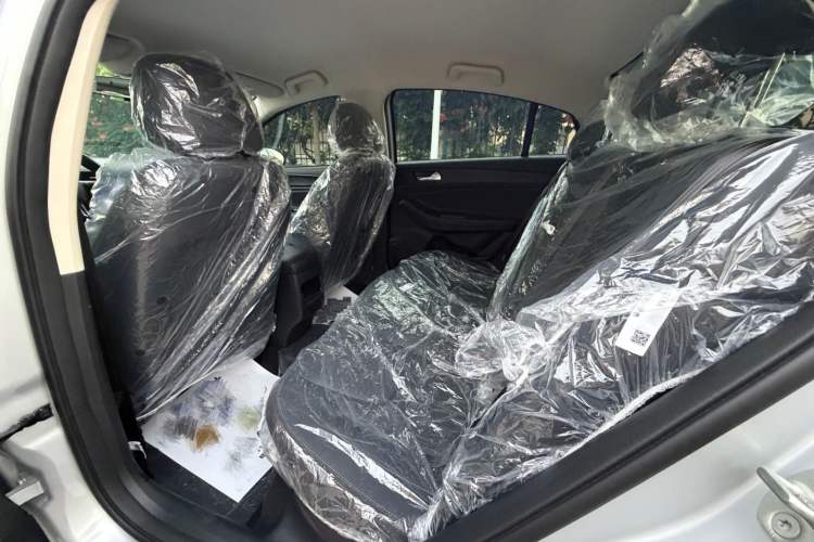 Used Chery Arrizo 5 2025 Excellence Version 1.5L Manual Fashion Edition Left Rear Seat