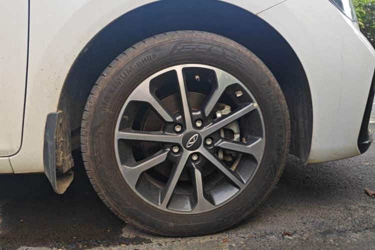 Used Chery Arrizo 5 2025 Excellence Version 1.5L Manual Fashion Edition Right Front Wheel Hub