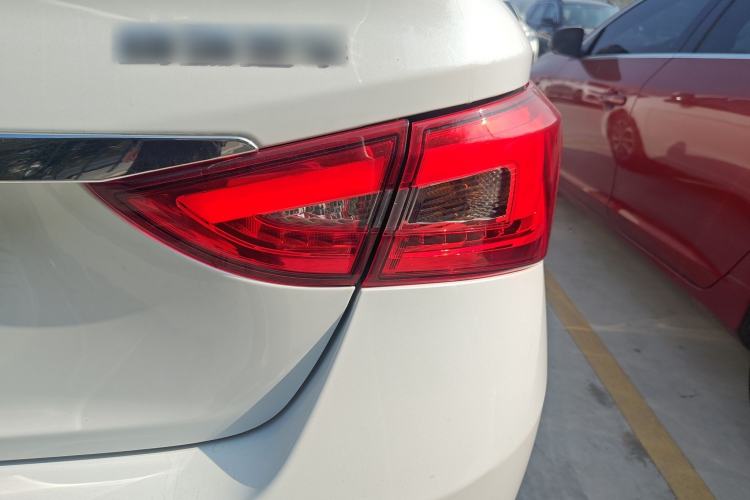 Used Chery Arrizo 5 2025 Excellence Version 1.5L CVT Fashionable Edition Right Rear Taillight