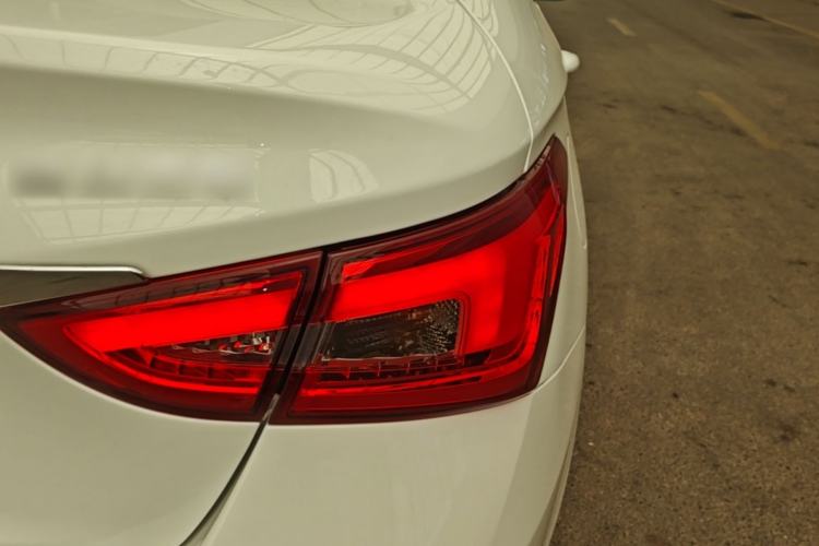 Used Chery Arrizo 5 2025 Excellence Version 1.5L CVT Fashionable Edition Right Rear Taillight