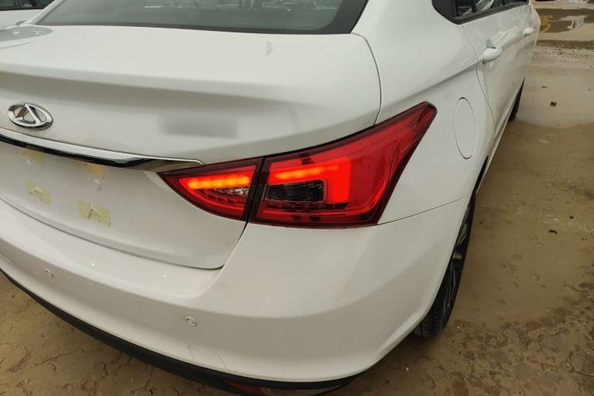 Used Chery Arrizo 5 2025 Excellence Version 1.5L Manual Fashion Edition Right Rear Taillight