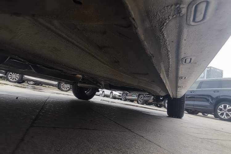 Used Chery Arrizo 5 2025 Excellence Version 1.5L CVT Fashionable Edition Right Side Sill