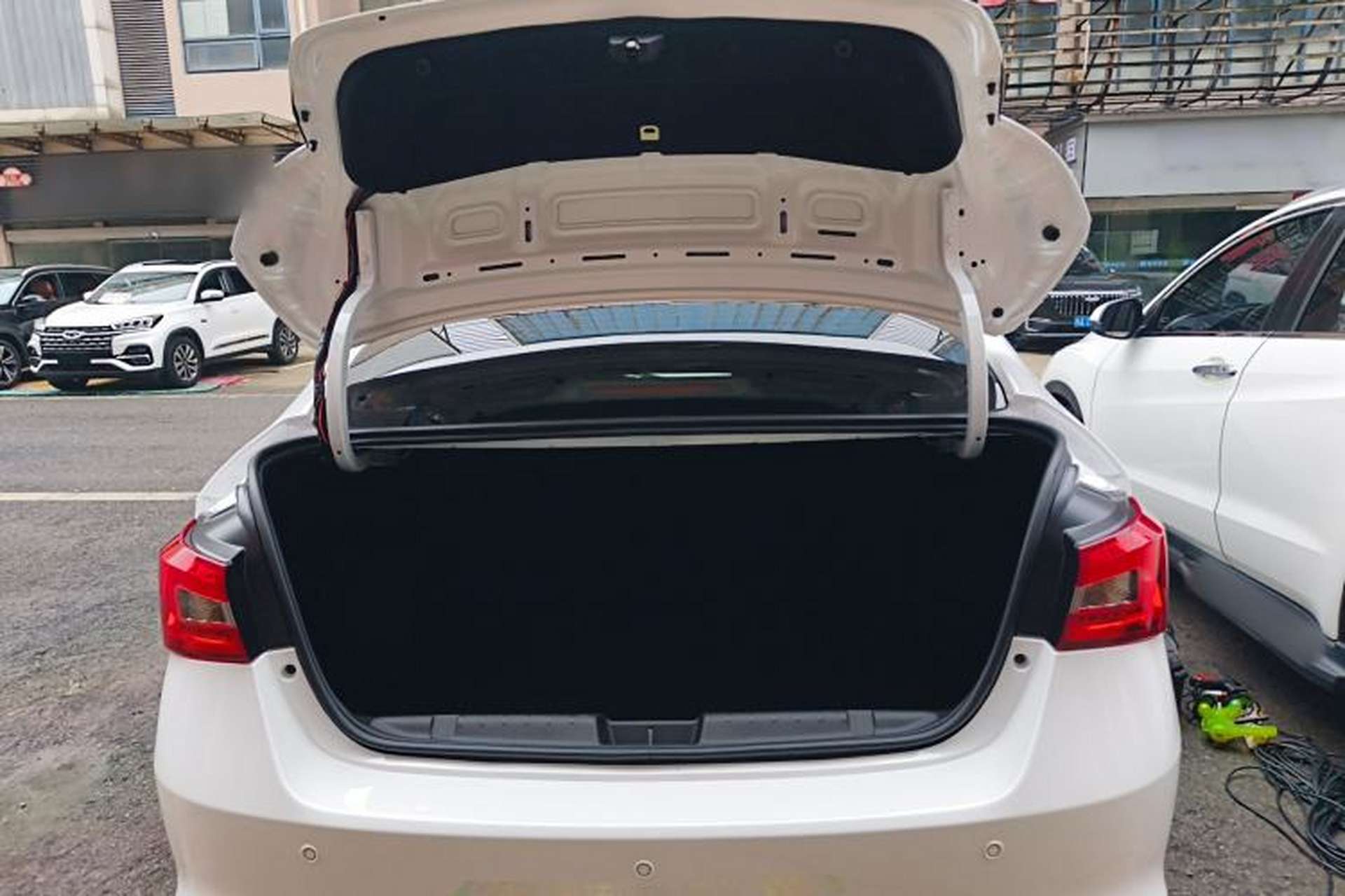 Used Chery Arrizo 5 2025 Excellence Version 1.5L CVT Fashionable Edition Trunk